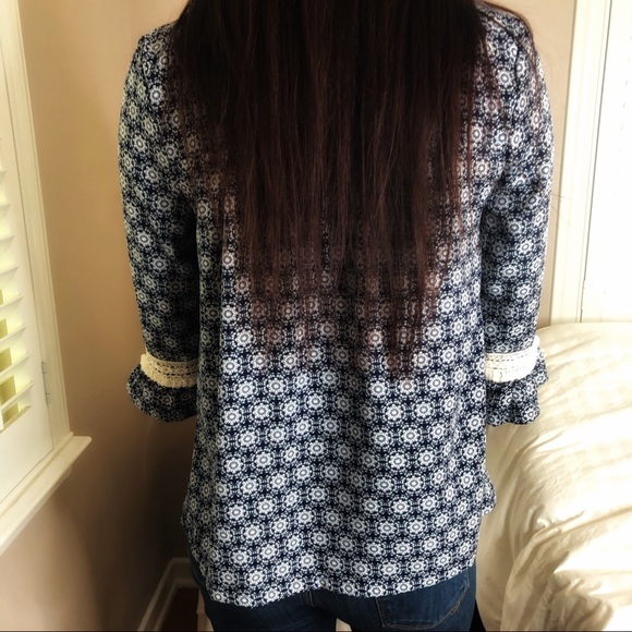 3 LEFT S-L Boho Chic Embroidered Blue Kimono Fringe Top - Picture 6 of 7